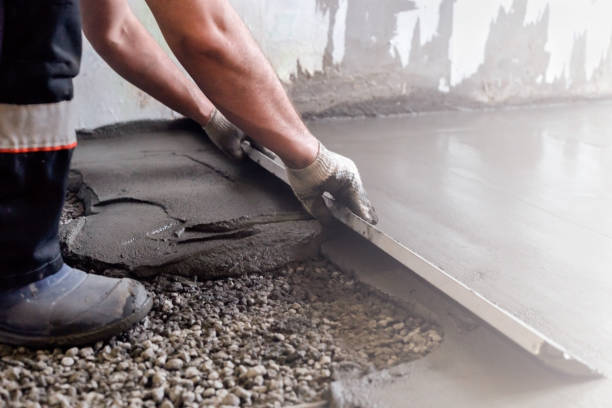 Best Concrete Flooring Contractor  in East Porterville, CA